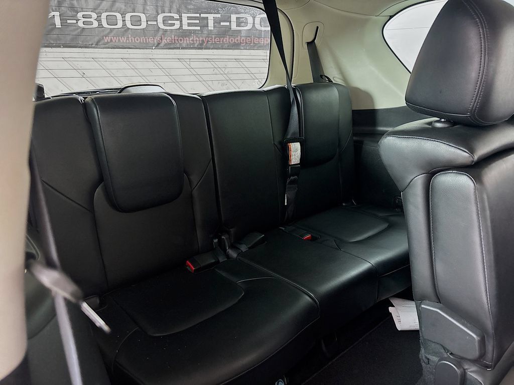 Used 2023 Nissan Armada SL RWD image 27