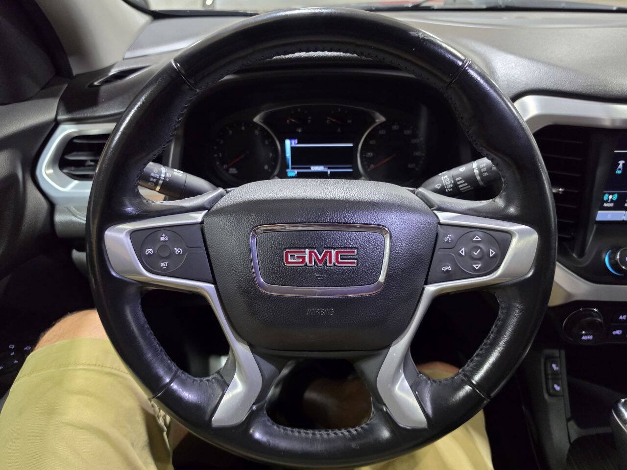 Used 2019 GMC Acadia SLT AWD/4WD image 41