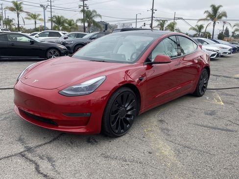 Used 2022 Tesla Model 3 Performance AWD/4WD image 2