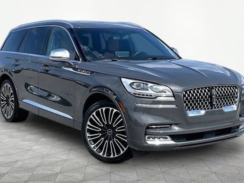 Used 2022 Lincoln Aviator Black Label w/ Dynamic Handling Package AWD/4WD image 11