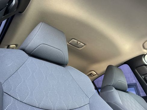 Used 2022 Toyota Corolla LE w/ LE Convenience Package FWD image 15