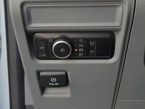 Used 2023 Ford F150 XLT image 16