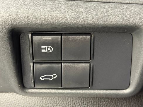 Used 2021 Toyota Highlander XSE AWD/4WD image 31