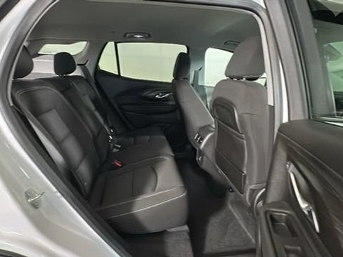 Used 2024 GMC Terrain SLE w/ Driver Convenience Package AWD/4WD image 28