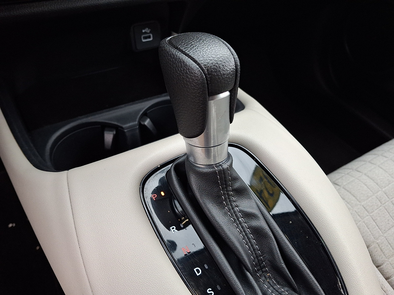 Used 2024 Honda HR-V LX image 14