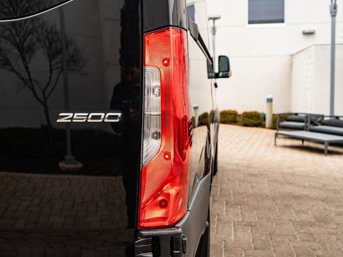 Used 2023 Mercedes-Benz Sprinter 2500 image 9