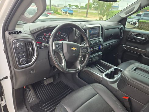 Used 2022 Chevrolet Silverado 1500 LTZ w/ LTZ Convenience Package II image 11