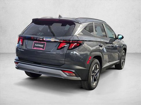 New 2026 Hyundai Tucson SEL FWD image 2