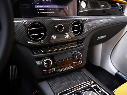 Certified 2025 Rolls-Royce Spectre Black Badge image 19