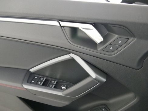 New 2025 Audi Q3 2.0T Premium Plus image 11