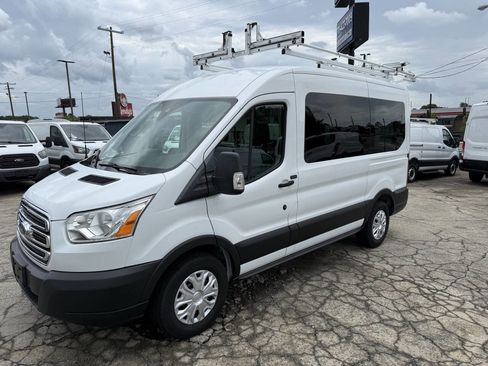 Used 2019 Ford Transit 150 XLT RWD image 3