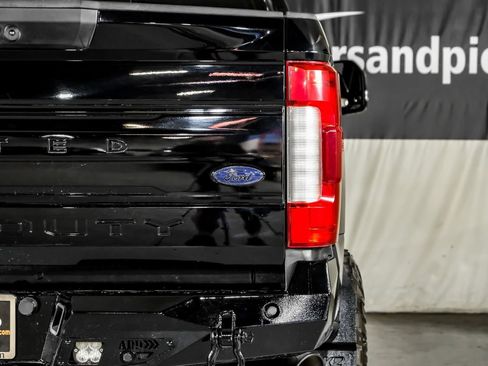 Used 2019 Ford F250 Limited w/ FX4 Off-Road Package AWD/4WD image 44
