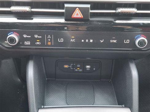 New 2026 Kia Sportage SX image 14