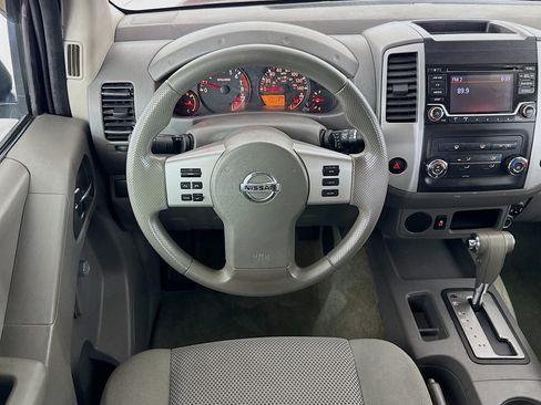 Used 2018 Nissan Frontier S RWD image 15