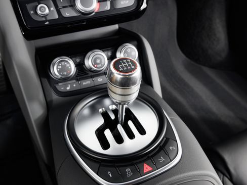 Used 2012 Audi R8 V10 AWD/4WD image 21