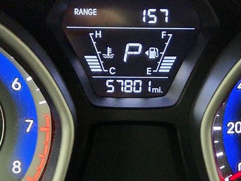 Used 2015 Hyundai Elantra Limited w/ Option Group 05 image 16