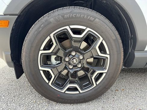 Certified 2026 Ford Bronco Sport Outer Banks w/ Outer Banks Tech Package+ AWD/4WD image 15