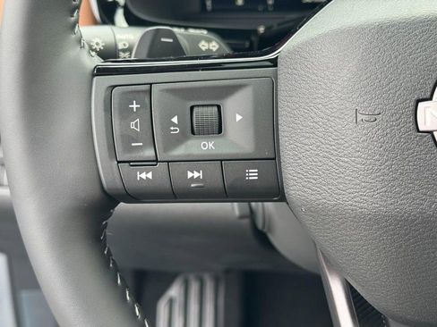 New 2026 Nissan Pathfinder Platinum image 21