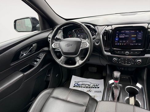 Used 2024 Chevrolet Traverse RS AWD/4WD image 11