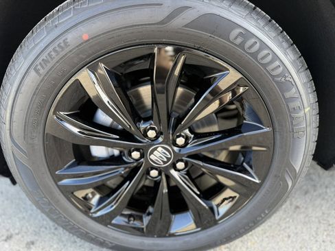 New 2026 Buick Envista Sport Touring image 9