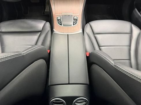 Certified 2021 Mercedes-Benz GLC 300 image 37