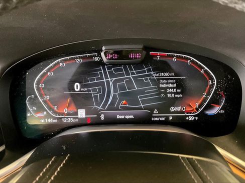 Used 2022 BMW 740i 740i w/ Luxury Rear Seating Package image 25