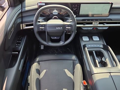 New 2027 Kia Telluride LX FWD image 7