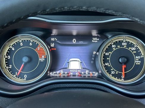 Used 2022 Jeep Cherokee Limited w/ Mopar Interior Package image 24