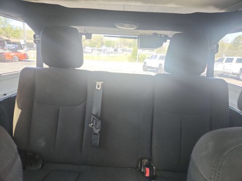 Used 2015 Jeep Wrangler Unlimited Sport w/ Quick Order Package 24S image 13