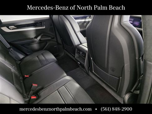 Used 2025 Porsche Cayenne GTS image 29