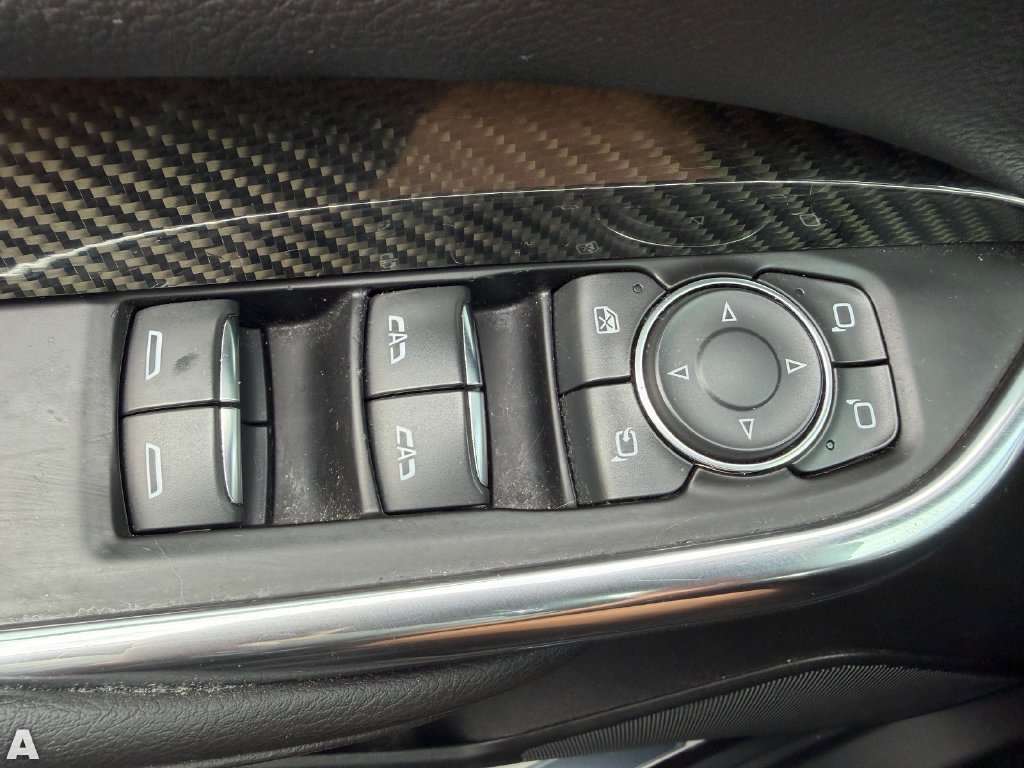 Used 2019 Cadillac XT4 Sport w/ Driver Awareness Package FWD image 6