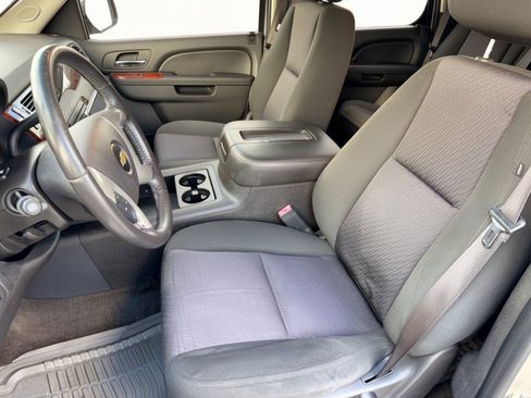 Used 2013 Chevrolet Tahoe LS w/ Convenience Package RWD image 5