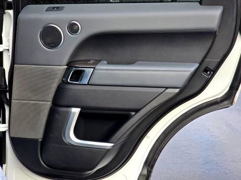 Used 2014 Land Rover Range Rover Sport HSE image 30