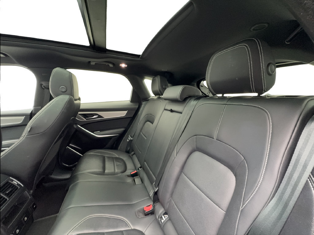 Used 2024 Jaguar F-PACE R-Dynamic S AWD/4WD image 28
