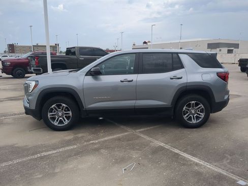 Used 2026 GMC Terrain Elevation AWD/4WD image 9
