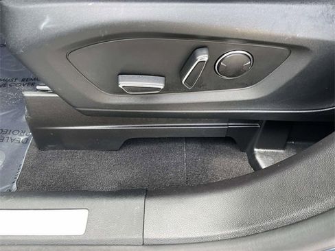 Certified 2020 Ford Explorer Limited image 12