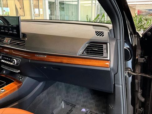 Certified 2023 Audi Q5 2.0T Premium w/ Convenience Package AWD/4WD image 19