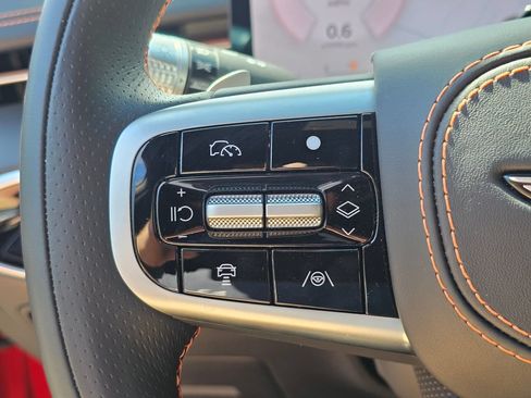 Certified 2026 Genesis GV70 3.5T Sport Advanced AWD/4WD image 36