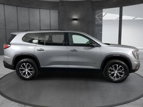 Used 2024 GMC Acadia AT4 w/ Super Cruise Package AWD/4WD image 4