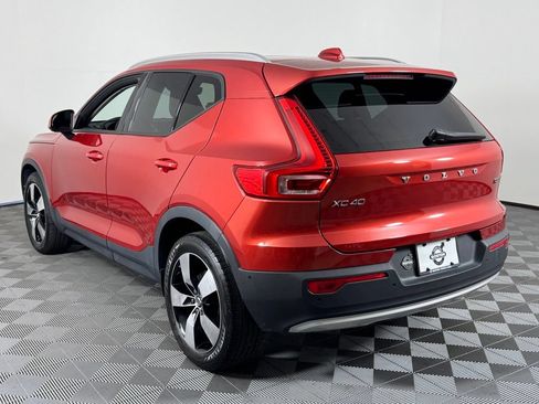 Used 2019 Volvo XC40 T5 Momentum AWD/4WD image 10