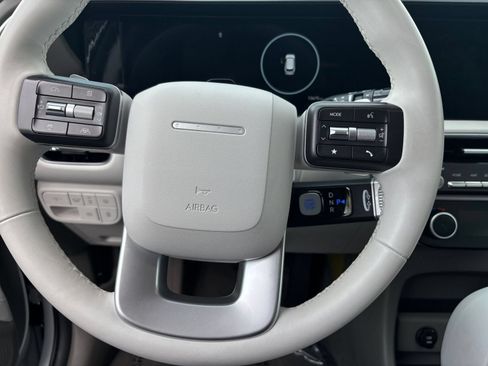 Used 2026 Hyundai Palisade SEL AWD/4WD image 32