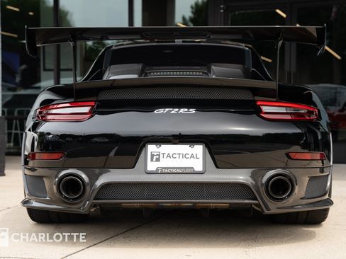 Used 2018 Porsche 911 GT2 RS RWD image 18
