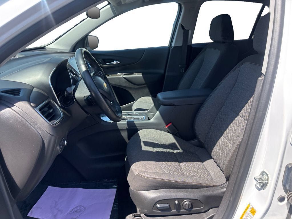 Certified 2024 Chevrolet Equinox LT FWD image 10
