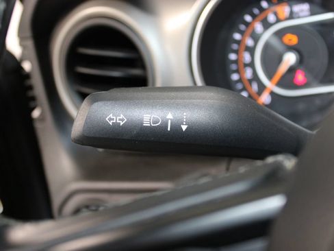 Used 2021 Jeep Wrangler Sport AWD/4WD image 27