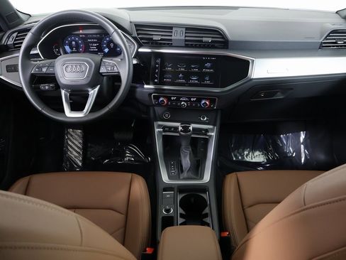 Used 2025 Audi Q3 2.0T Premium w/ Convenience Package image 26