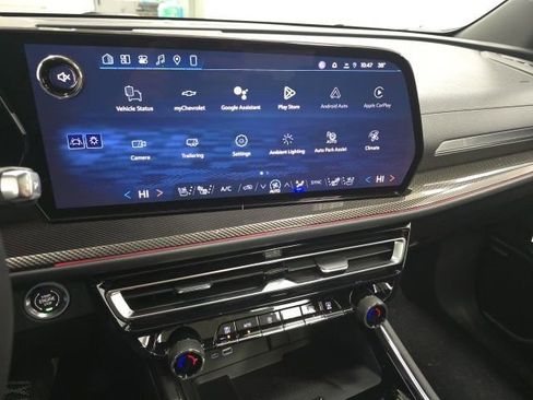 New 2026 Chevrolet Traverse High Country image 13
