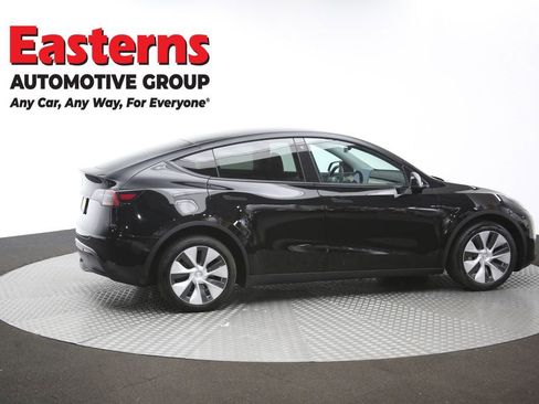 Used 2021 Tesla Model Y Long Range AWD/4WD image 38