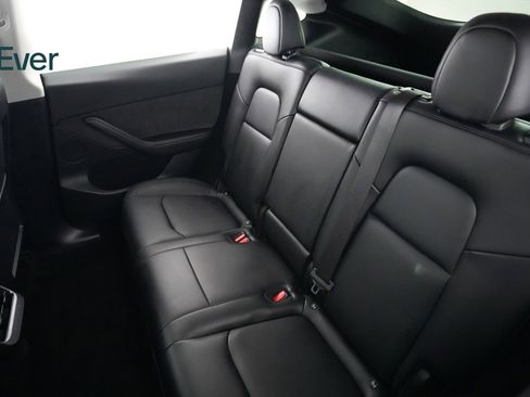 Used 2023 Tesla Model Y Long Range image 24