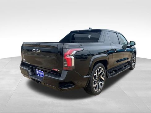 Used 2024 Chevrolet Silverado EV RST AWD/4WD image 7