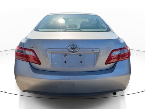 Used 2009 Toyota Camry LE image 8